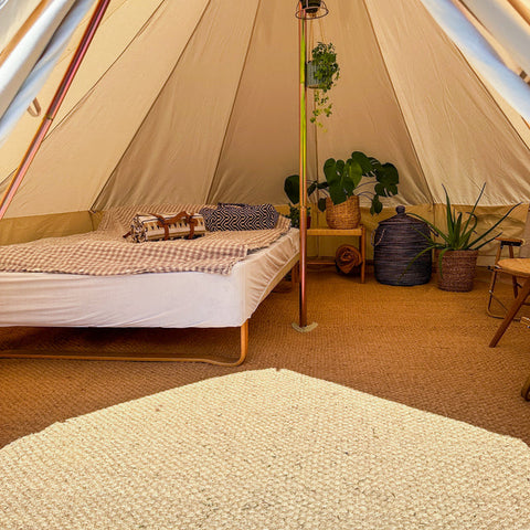 Golvmatta till glampingtält